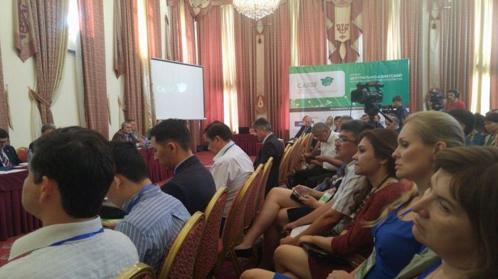 13467566_1042731189129236_286154864_o