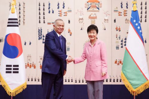 karimov-korea-visit-2015-6