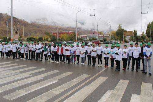 Youth marathon_start line_Naryn_Oct 14