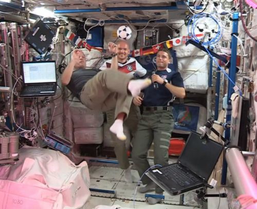 ISS_Astronauts_Wish_FIFA_World_Cup_Brazil_AP_650x531