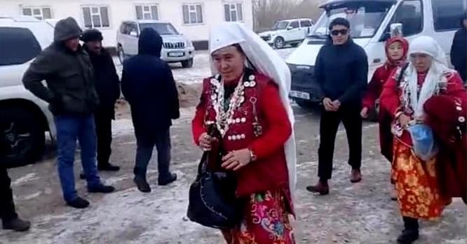 Семьи памирских кыргызов приехали в Сары-Могол
