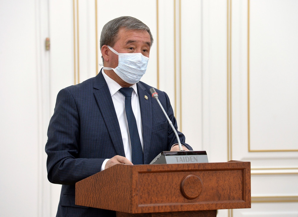 Министр сельского хозяйства и мелиорации Эркинбек Чодуев