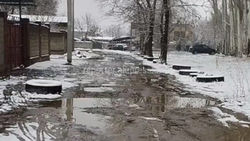 Дорога возле Карагачевой рощи в ужасном состоянии. Ответ «Бишкекасфальтсервис»