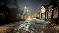 Житель Октябрьского района жалуется на состояние дороги. Фото