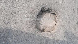 «Бишкекасфальтсервис» отремонтирует яму на дороге по Гапара Айтиева