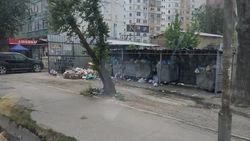 Житель Улан-2 жалуется на мусор. Фото