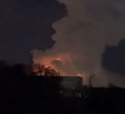 Видео - Пожар в одном из заводов в Кара-Балте