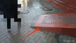 ТЦ «Караван» демонтирует пандус на тротуаре, - мэрия