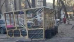 Павильон на пересечении улиц Токтогула и Калыка Акиева демонтируют, - мэрия