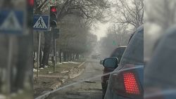 Пешеходный светофор в мкр Көк-Жар создает пробки, - горожанин