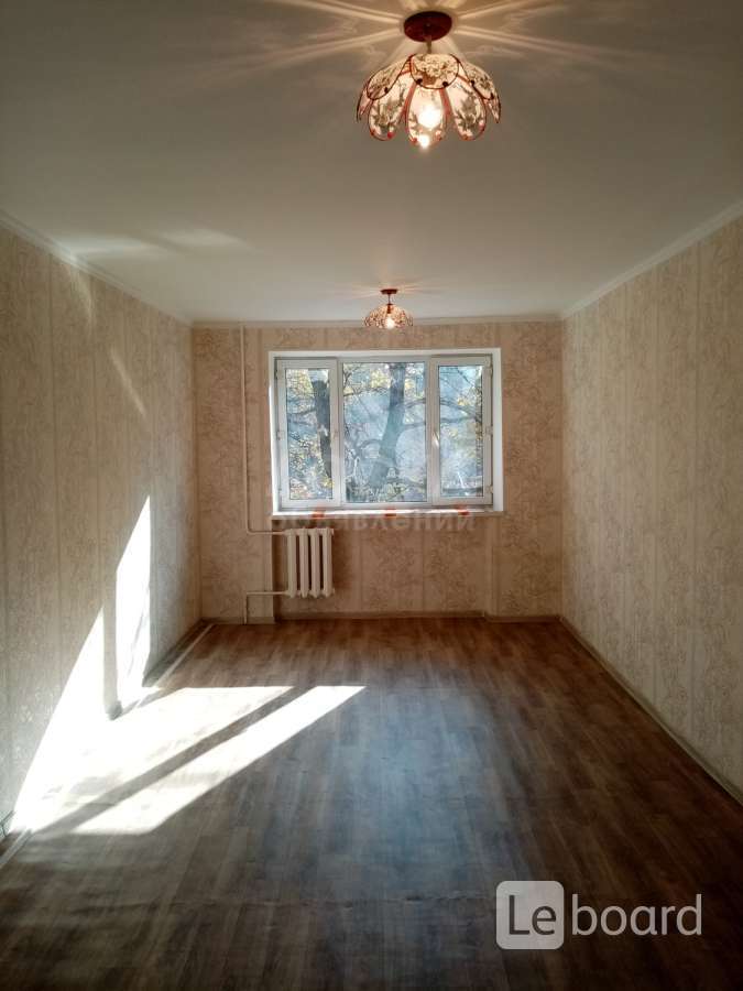 Продаю 1-комнатную квартиру, 16кв. м., этаж - 1/5, Ахунбаева/Малдыбаева .