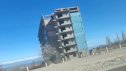 Когда снесут полуразрушенное здание на южном берегу Иссык-Куля? - читатель