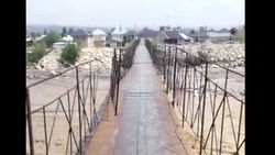 Мост Баяман в Сузакском районе в аварийном состоянии. Видео очевидца