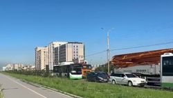 Пробка на Южной магистрали из-за ДТП. Видео