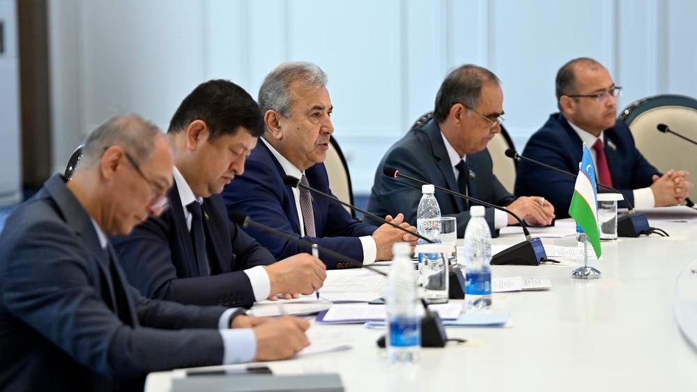 Делегация парламента Узбекистана