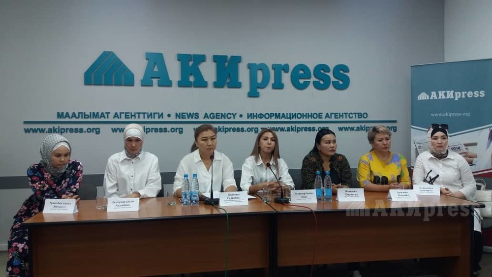 торговцы Ошского рынка