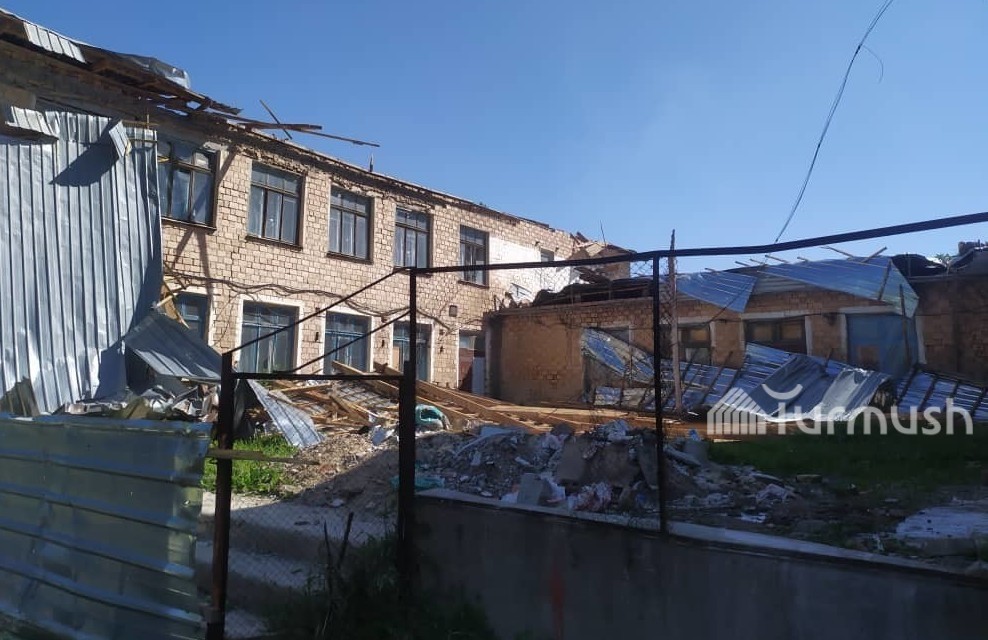 Школа в селе Күн-Туу Сокулукского района