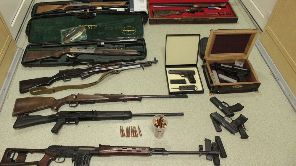 Оружие, найденное в доме Атамбаева