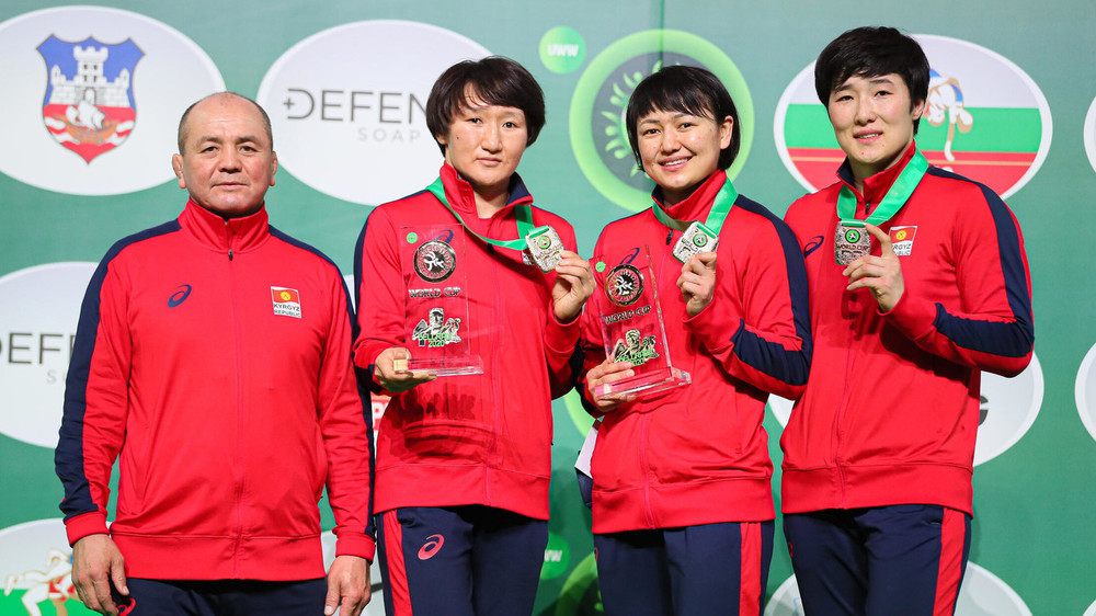 Женская сборная Кыргызстана по борьбе на Чемпионате Азии