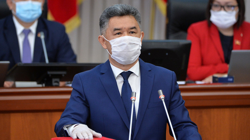 Первый вице-премьер-министр Алмазбек Баатырбеков