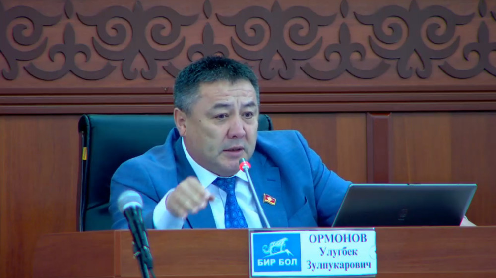 депутат Улугбек Ормонов