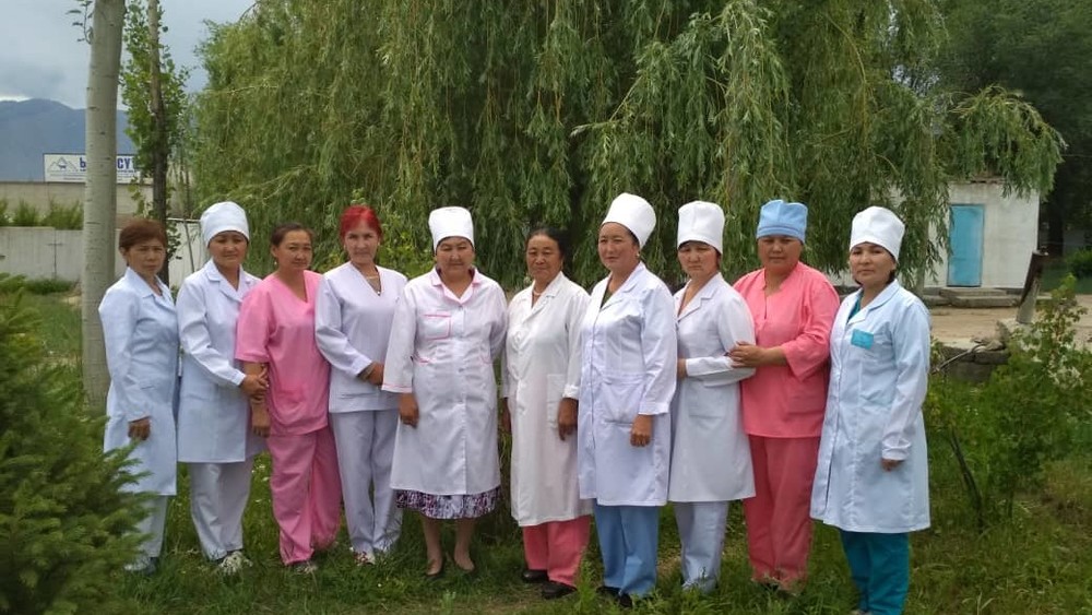 Айнура Эсеналиева и ее коллеги