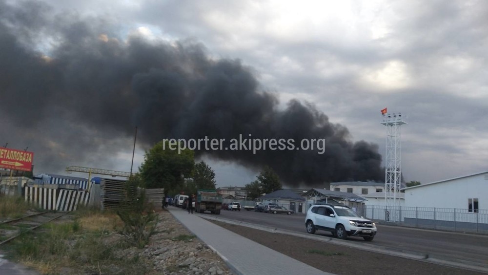 Пожар на складе «Бекен Дос»