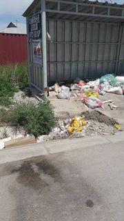 В жилмассиве Рухий-Мурас мусор не убирается вовремя, - житель (фото)