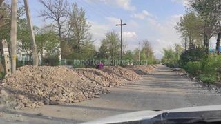 Почему при реконструкции дороги на ул.Левоневского используют большие камни? Ответ «Бишкекасфальтсервис»