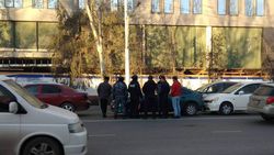 На Манаса-Московской произошло столкновение трех авто, очевидец (фото)