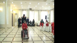 Группа жителей Бишкека поздравили детей с ОВЗ, проживающих в жилмассивах Ак-Орго, Ак-Ордо и Ала-Тоо <i>(видео)</i>