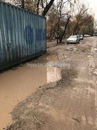 Дорога на ул.Чокморова после земляных работ в ужасном состоянии (фото)