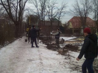 В сквере «Слоники» идет подготовка площадки для строительства объекта, хотя мэр Бишкека сообщал, что строительства не будет, - читатель <i>(фото)</i>
