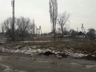 Администрация Орокского айыл окмоту не предпринимает никаких действий для уборки села от мусора, - читатель (фото)