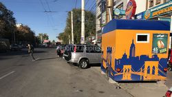 Законно ли установили павильон на улице Ахунбаева? (фото)