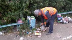 «Тазалык» убрал мусор на детской площадке на ул.Токтоналиева