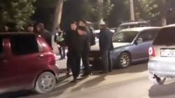 В Бишкеке паровозиком столкнулись 4 машины. Видео с места аварии