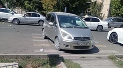 «Мицубиси» припарковали на «зебре». Фото