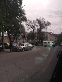 На перекрестке Чуй-Турусбекова не работает светофор (фото)