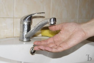 Житель села Сокулук жалуется на отключение питьевой воды без предупреждения