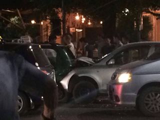 В Бишкеке на ул.Байтик Баатыра столкнулись 4 автомашины <i>(фото)</i>