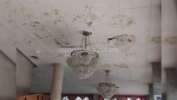 В Кыргызском драм театре протекает крыша и отваливается потолок (фото)