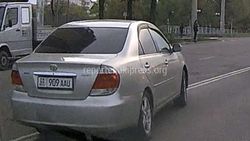 На Ахунбаева - Малдыбаева водитель «Тойоты» выехал на встречную полосу (видео)