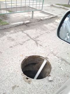 Горожанин просит закрыть канализационный колодец на Чуй—Шабдан баатыра (фото)