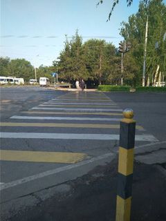 На перекрестке Южной магистрали и Байтик Баатыра не работает пешеходный светофор