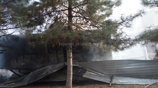 На территории стройки в мкр Восток-5 произошло возгорание <i>(фото)</i>