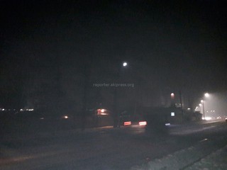 В Бишкеке на ул.Рыскулова более месяца не горят фонари уличного освещения, - читатель (фото)