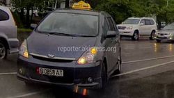 На ул.Ибраимова водитель «Тойоты» пересек двойную сплошную и выехал на встречку (видео)