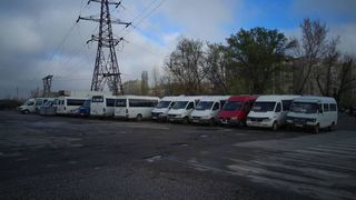 <b>Водители маршруток устроили забастовку. В Бишкеке транспортный коллапс <i>(фото, видео)</i></b>