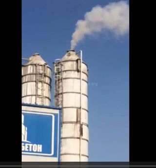 Житель села Кок-Жар жалуется на вредные выбросы из трубы предприятия (видео)